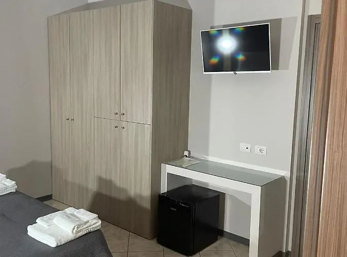 Menna Vence Panzió Zumpano